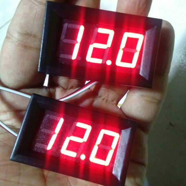 Voltmeter dc digital fram