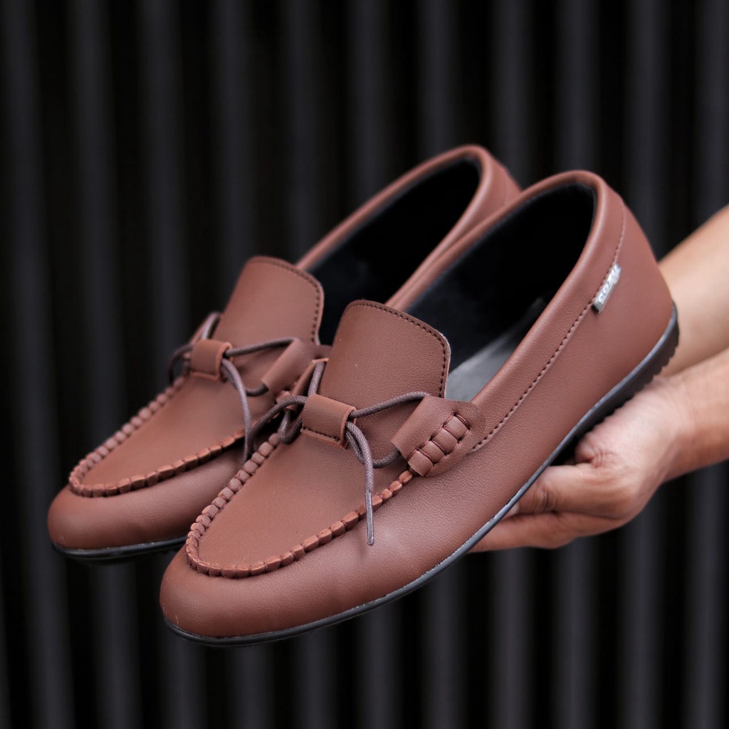 GUMI|Sepatu Slip On Pria Original Semi Formal Pantofel Hitam Main Kondangan Kerja Kantor Casual Kasual Selop Slop Santai Cowok Trendy