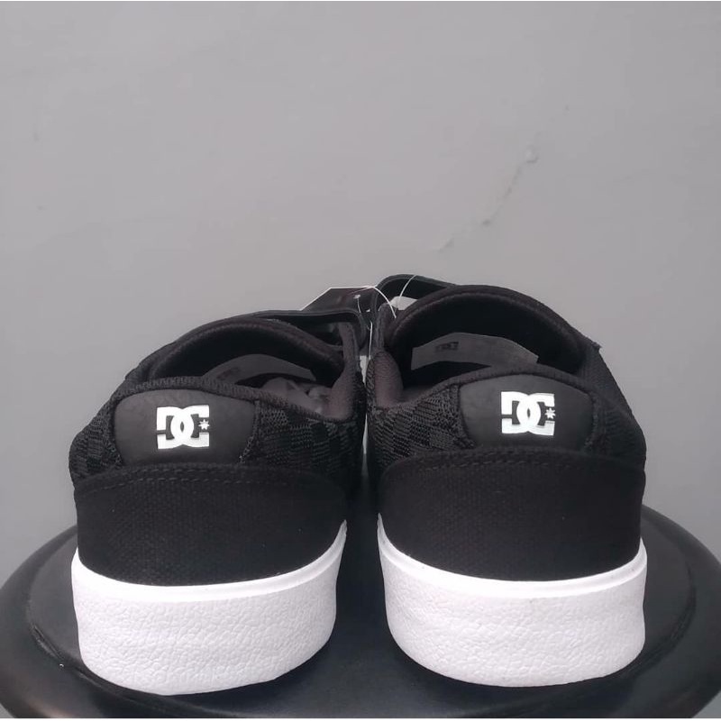 dc velcro shoes
