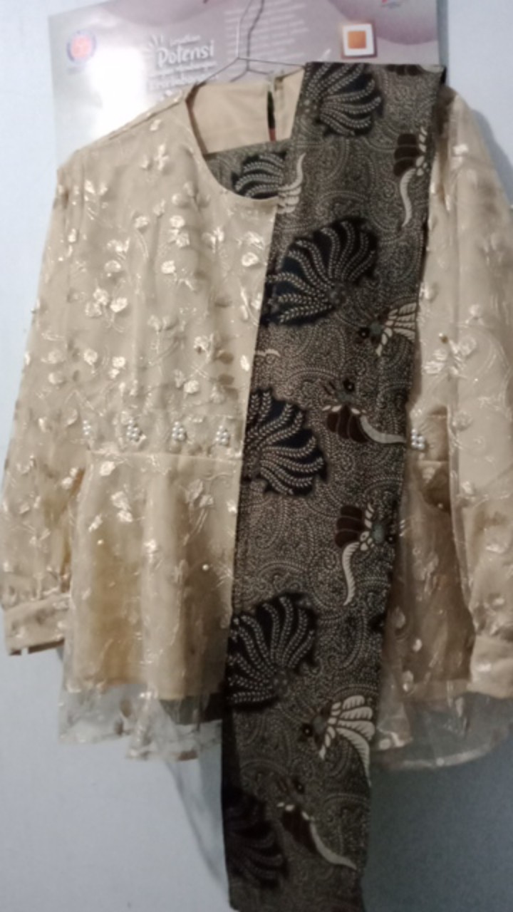 Maura Couple - Sania Ruffle Batik Couple Ori Ndoro Jowi Dnt Garansi Termurah Shopee - Naira Latte