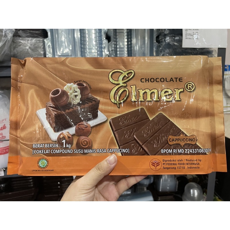 

Elmer Cokelat Compound Susu Manis Rasa Cappucino 1kg warna cokelat muda