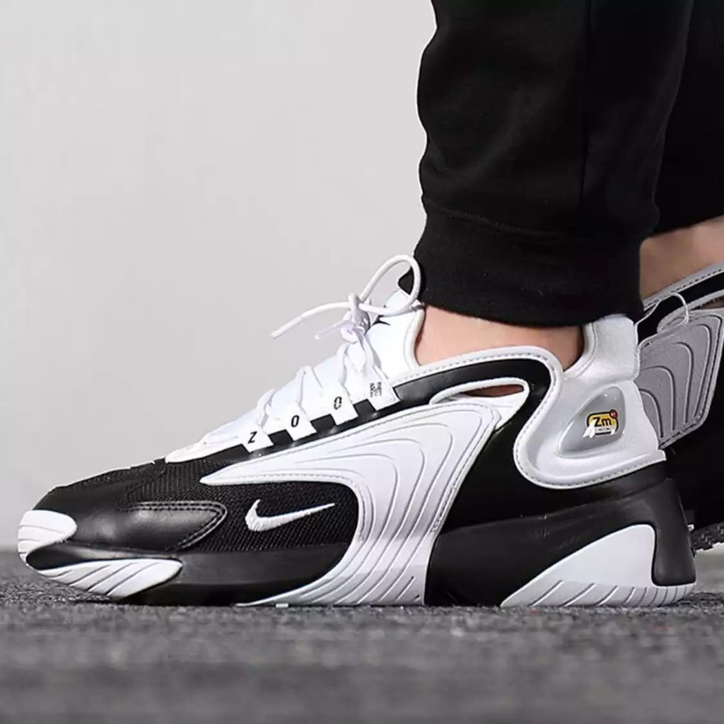 nike air zoom 2000 black