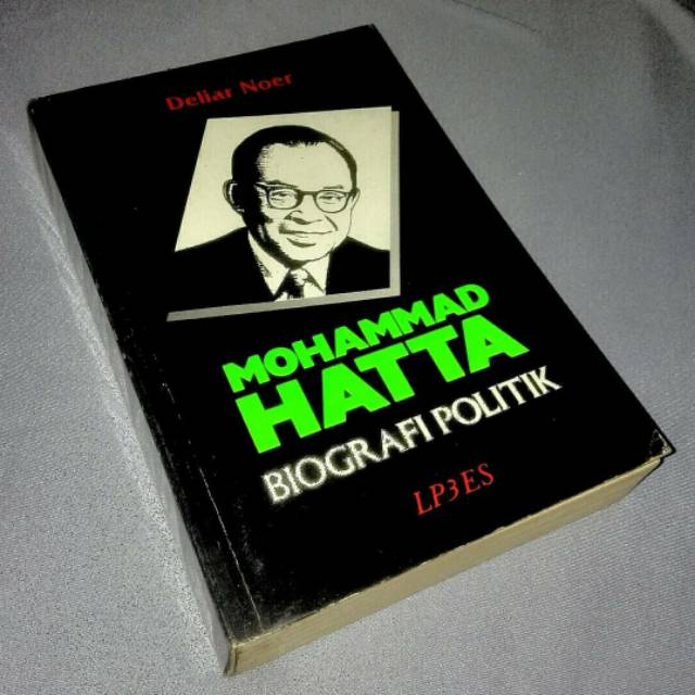 MOHAMMAD HATTA BIOGRAFI POLITIK