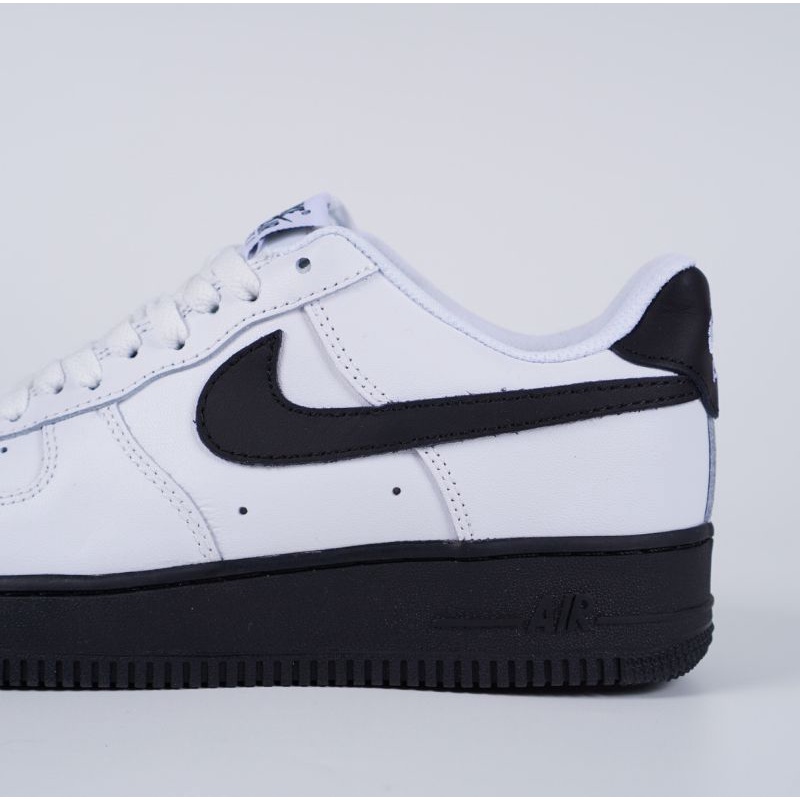 Sepatu Nike Air Force 1 Low White Black Sole