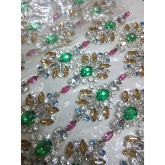 SWAROVSKI CANGKANG BROACH GRADE A HIJAU MELON