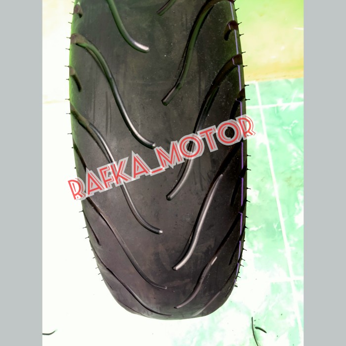 ban belakang untuk NMAX 140/70-13 Michelin