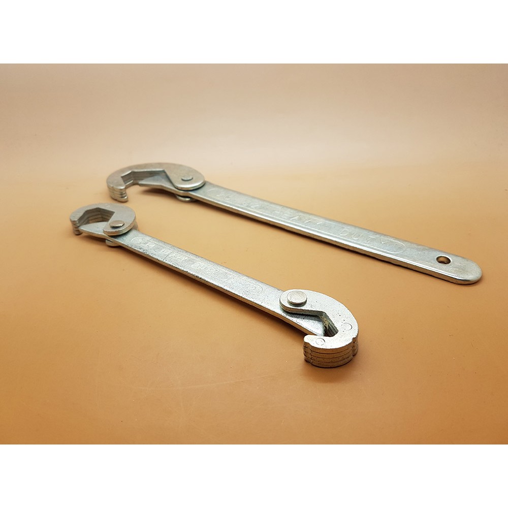 2 pcs Multi function Adjustable Snap'N Wrench Universal / kunci pas