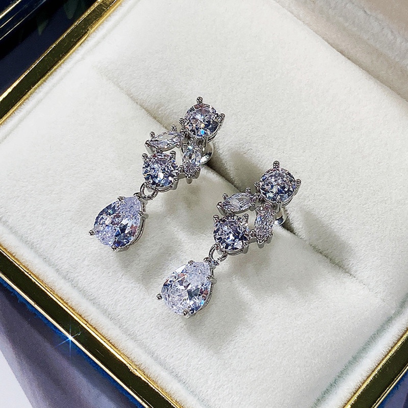 Anting Juntai Warna Silver Untuk Aksesoris Pengantin Wanita