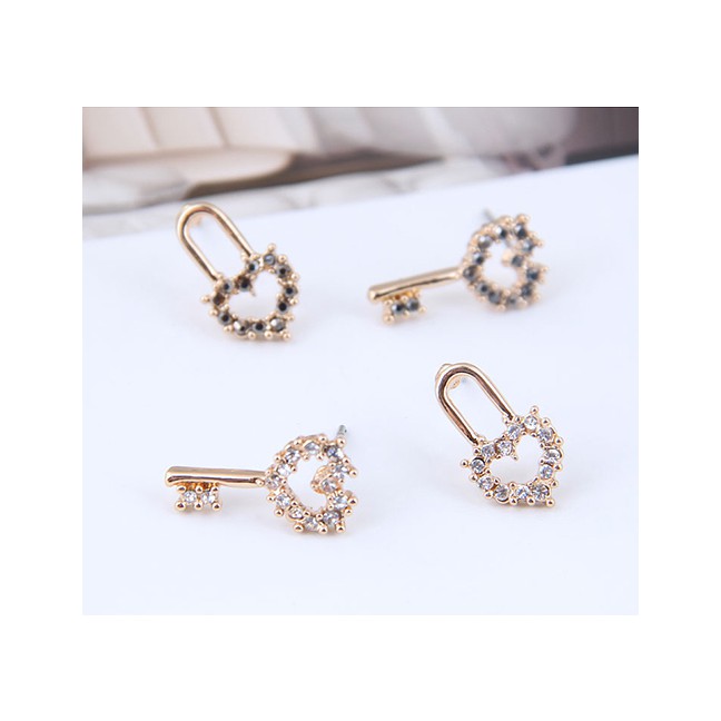 LRC Anting Tusuk Fashion Black Key Lock Asymmetric Female Earrings A58808