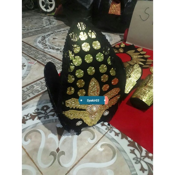 mahkota/topi cowok pengantin adat gorontalo