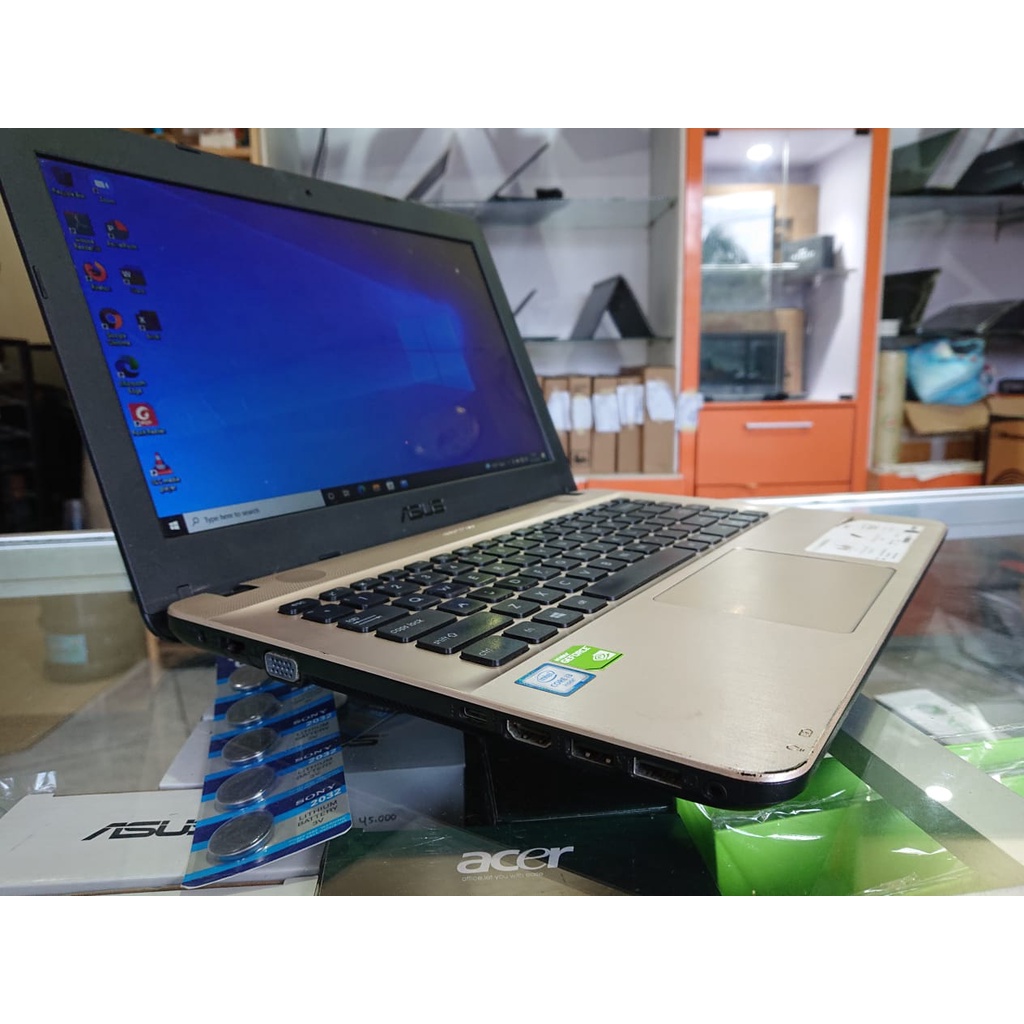 ASUS X441U / NVIDIA 920MX/ I3 GEN6