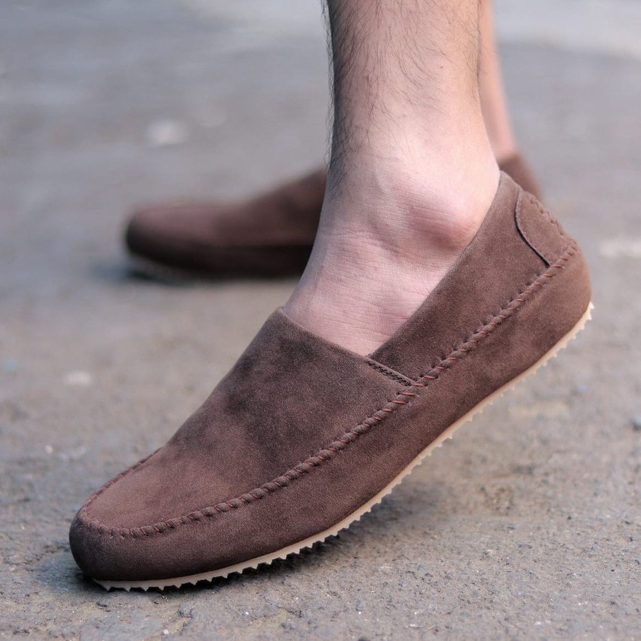 MOLK|Sepatu Casual Slip On Pria Terbaru 2021 Selop Santai Laki Laki Fashion Simple Kekinian