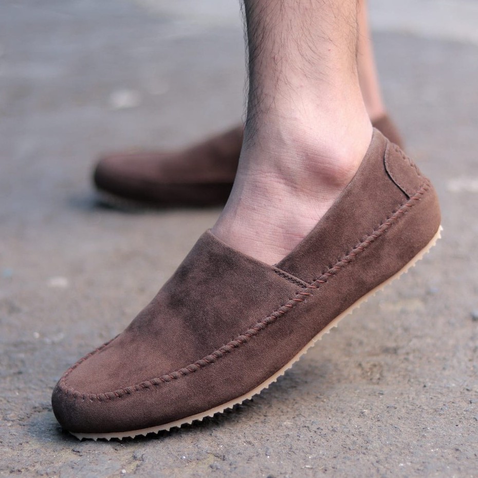 MOLK|Sepatu Casual Slip On Pria Terbaru 2021 Selop Santai Laki Laki Fashion Simple Kekinian