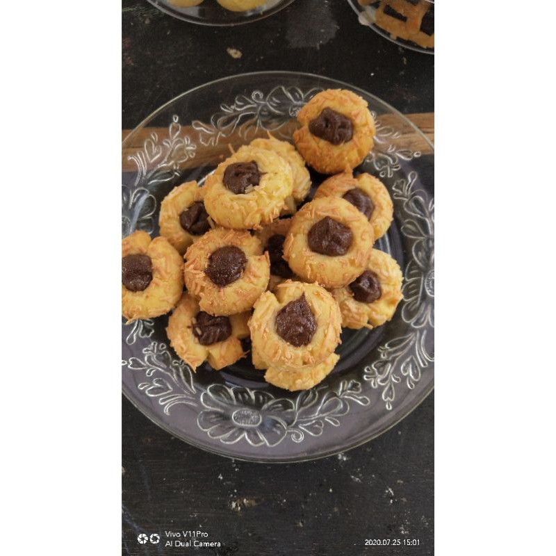 

Thumbprint cookies coklat