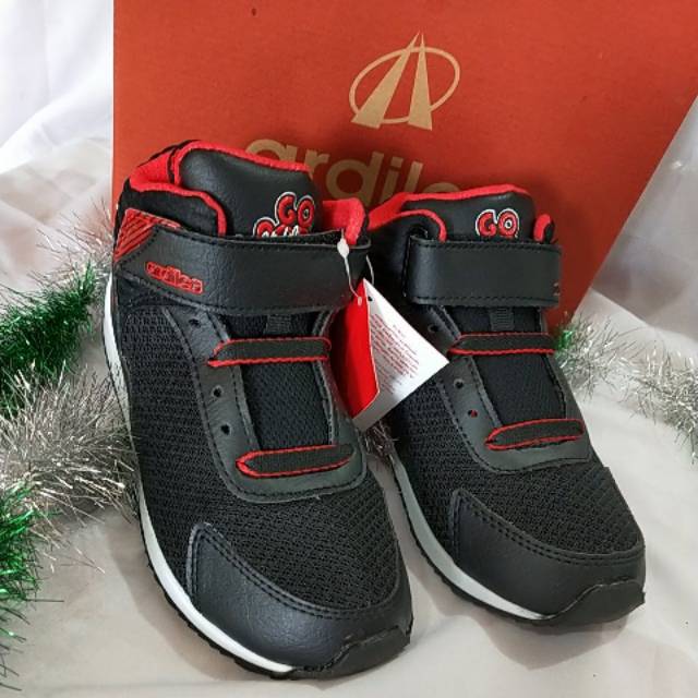 PROMO SEPATY ARDILES harga terjangkau sepatu anak co/ce ardiles size 31-34( habisin stok lama)