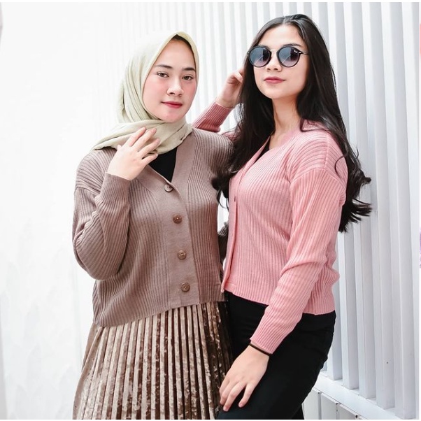 Outer Rajut Cardigan - STRADA