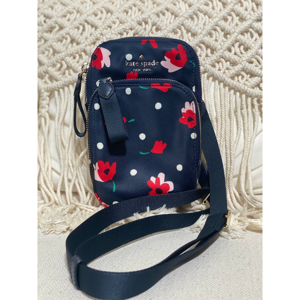 Tas Handphone Branded Kate Spade KS Chelsea Navy Whimsy Floral North South Nylon Phone Crossbody Bag