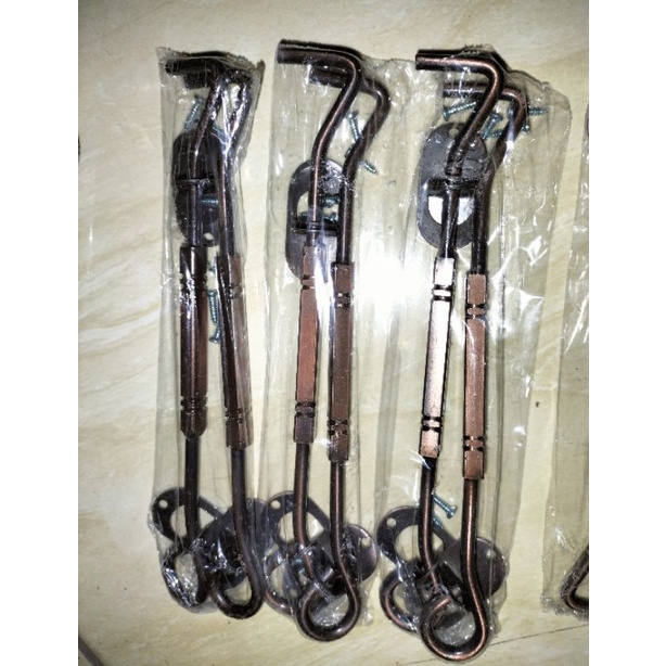 Tunjang jendela kotak tebal / Penyangga jendela