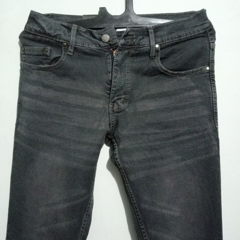 New Jeans pull&bear pria