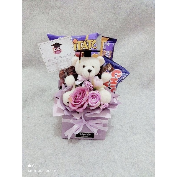 

BuketWisuda dengan snack