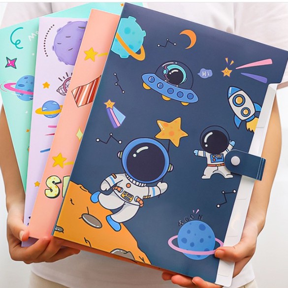 Map Folder Organizer Gambar Luar Angkasa Austronaut 6 Sekat / Map Folder A4 Motif Astronot Imut / Map Plastik 6 Sekat