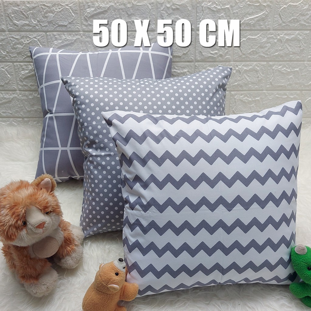 PAS ONLINE - SARUNG BANTAL SOFA 50 X 50 PILIHAN