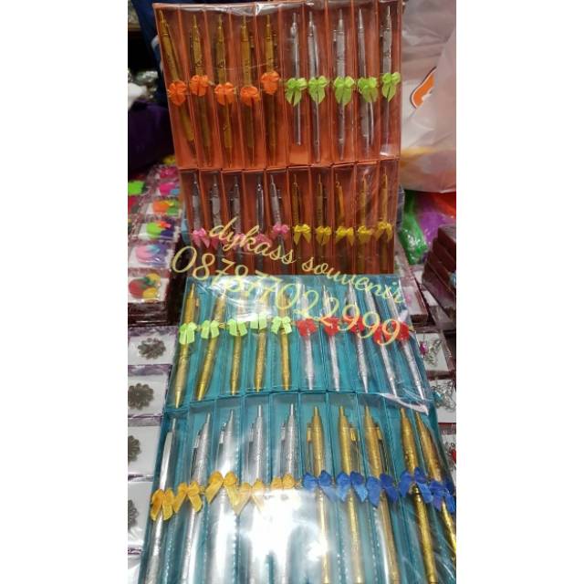 

Souvenir pernikahan pulpen kantor + box + pita