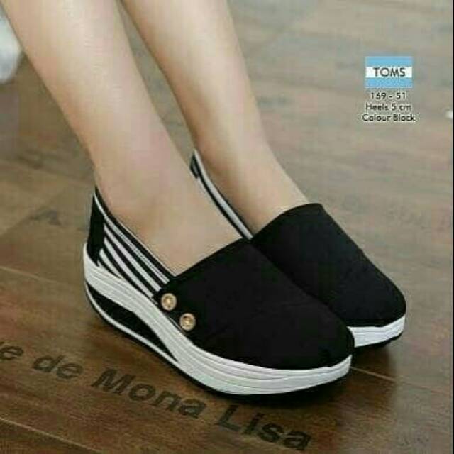 Kets Wanita / Wedges / Wakai / TERLARIS / TERMURAH / Neoby / Wakai Bendera