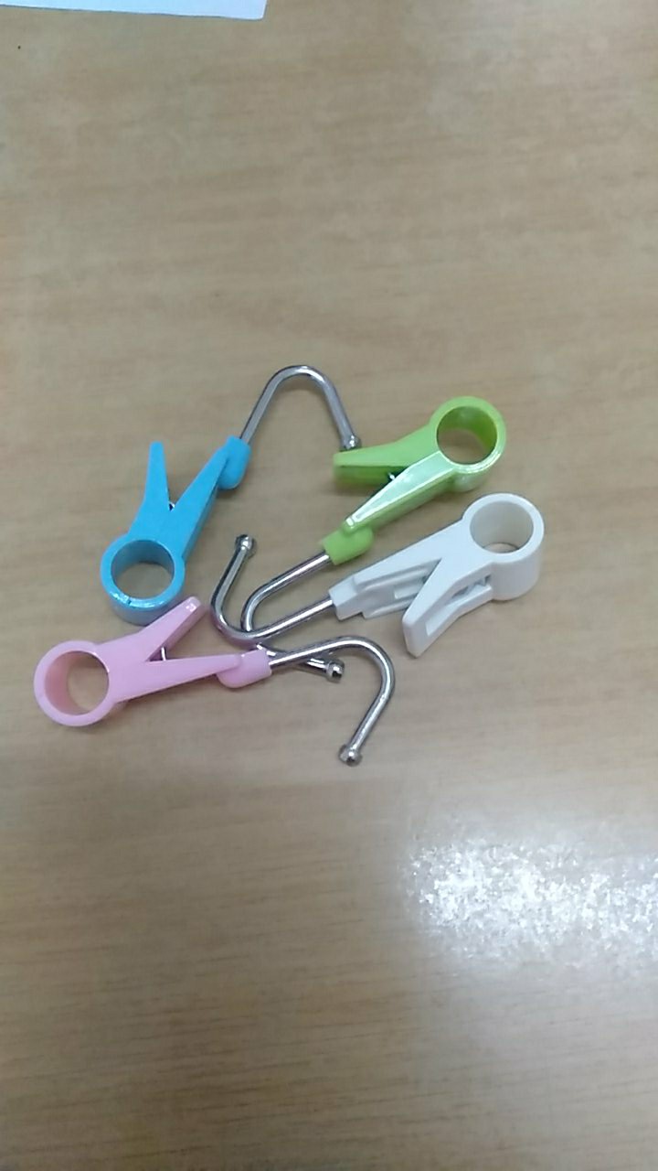 Klip Gantung Handuk / Kaos Kaki / Baju / Kain Bahan Stainless 2 Sisi Per Set Isi 4 Gt6