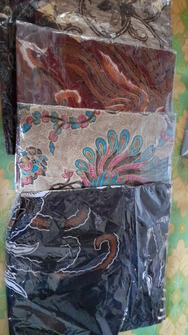 Batik Pria / Bajubatikpria / Kemejabatiklenganpanjang Size M L Xl Xxl Atasan Batik Seragam Terlaris