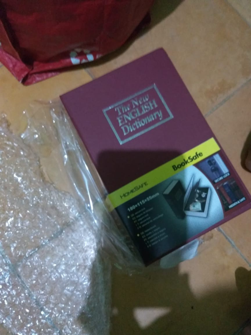 [cod] Kotak Penyimpanan Rahasia / Brangkas Buku