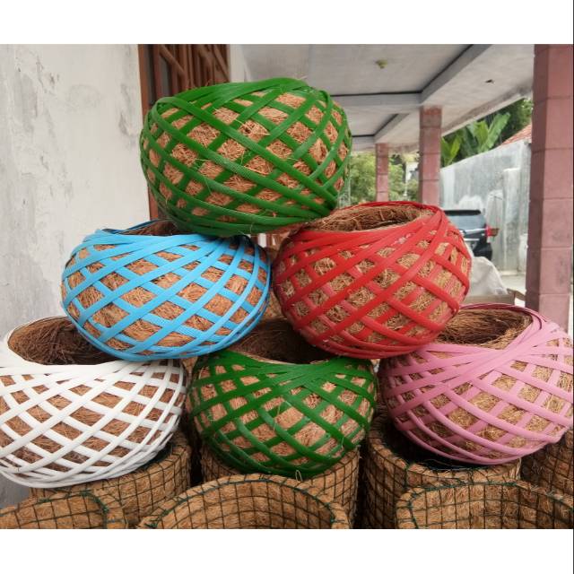 Pot duduk bunga kokedama