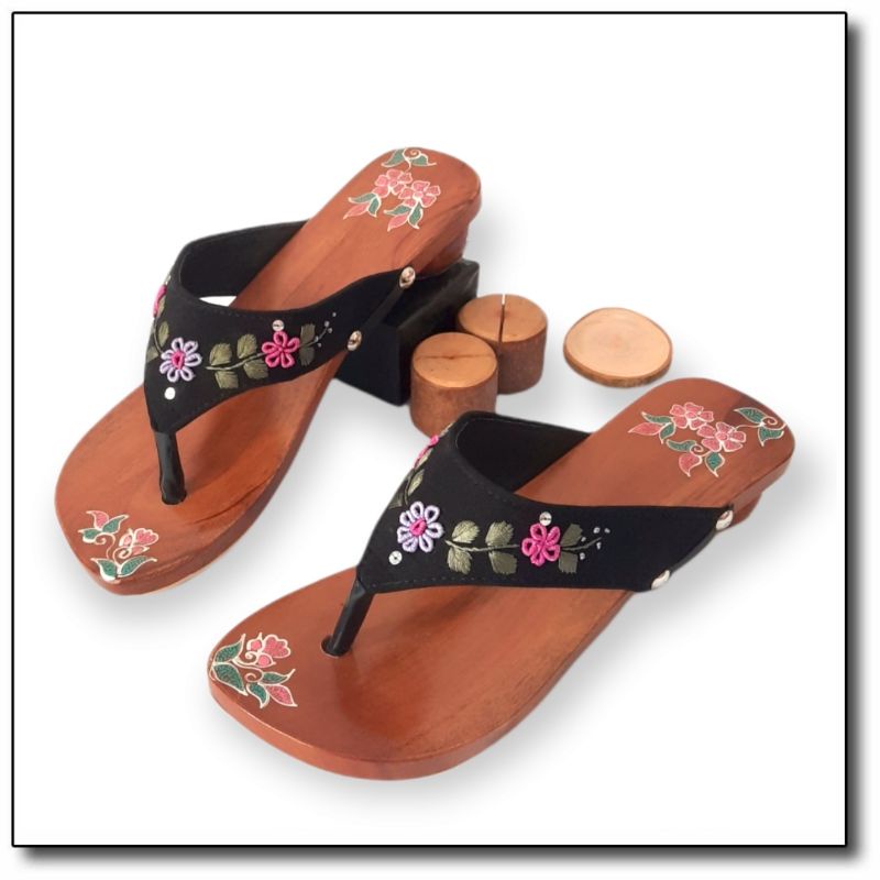 Sandal Wanita Sandal Jepit Motif Sulam Sandal Bakiak Kayu Wanita