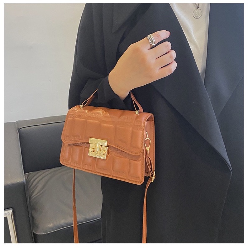 LADIESBAG - HANDBAG IMPORT SELEMPANG SLINGBAG RANTAI KONDANGAN SHOULDERBAG WANITA CEWEK LB- 308