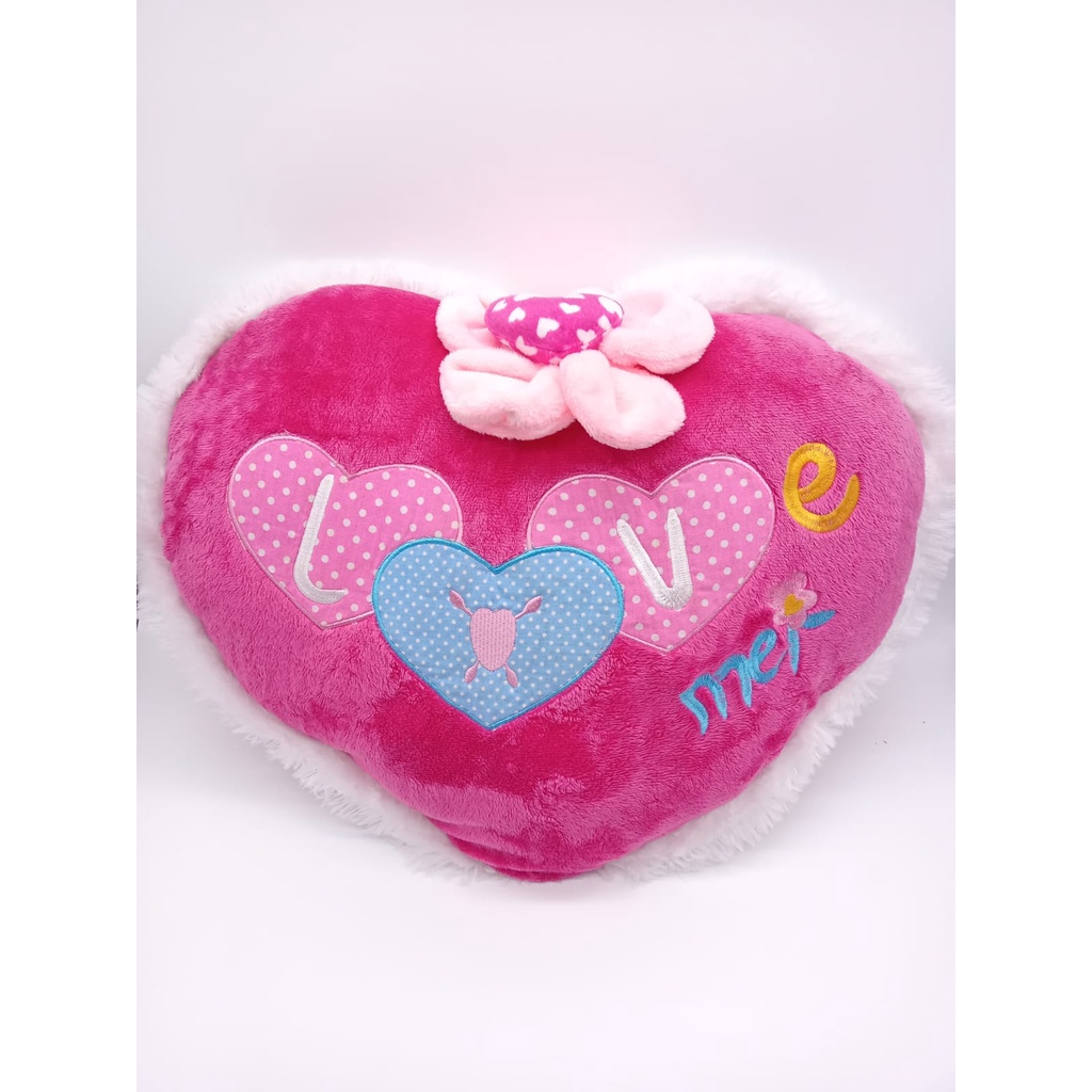 Bantal Bulu Bentuk Love UK,46X34cm