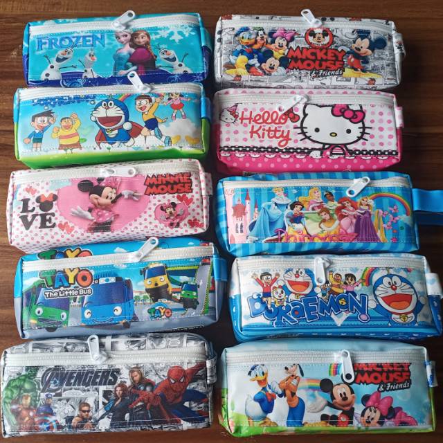 

Souvenir, tempat pensil, tempat kosmetik