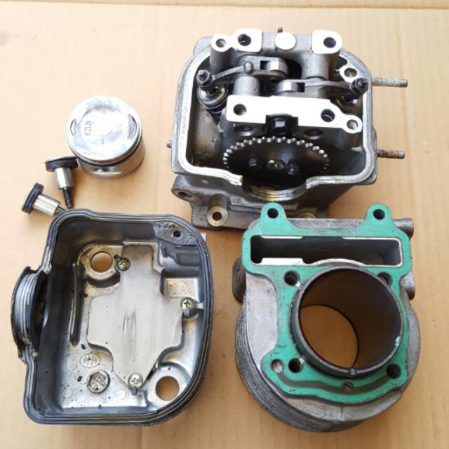 Block cylinder head kop Beat FI . Scoopy FI . Vario 110 FI . Spacy FI blok seher boring head