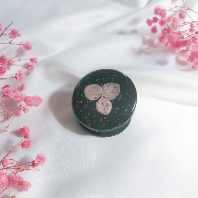 Custom Flower Popsocket Resin - Flower Griptok Resin Aesthetic
