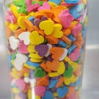 

SPRINKLE LOVE / Edible Hear Sprinkles / Gula Permen Hiasan Kue Cake / Confetti Warna LOVE HEART
