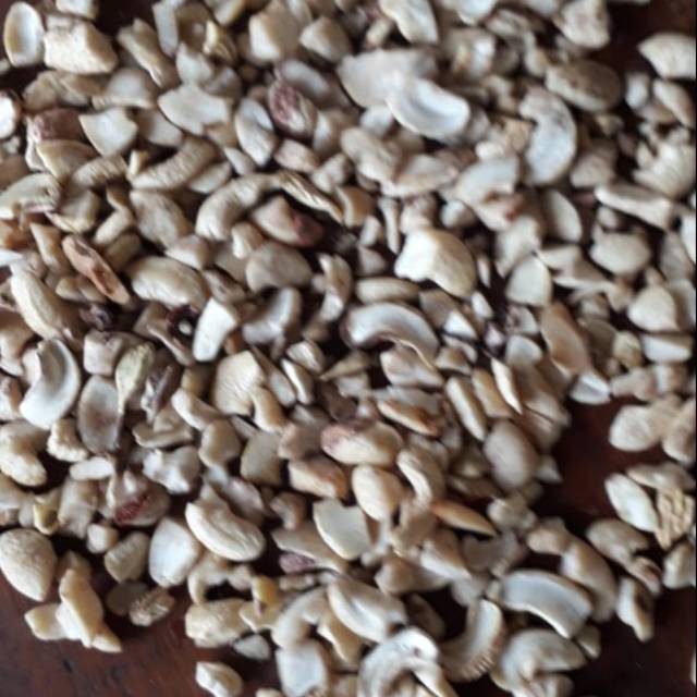 

Kacang mede pecahan buat roti kualitas super