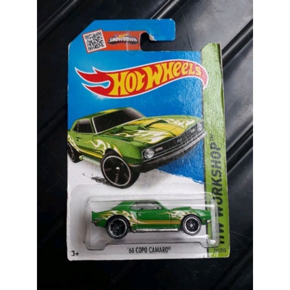 Hotwheels 68 COPO CAMARO hw muscle mania putih