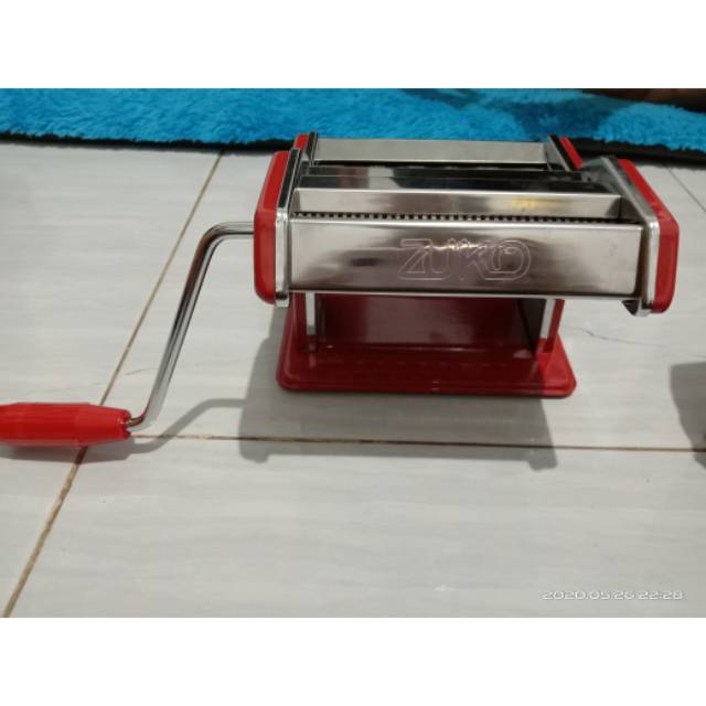 Penggilingan mie merk zuko