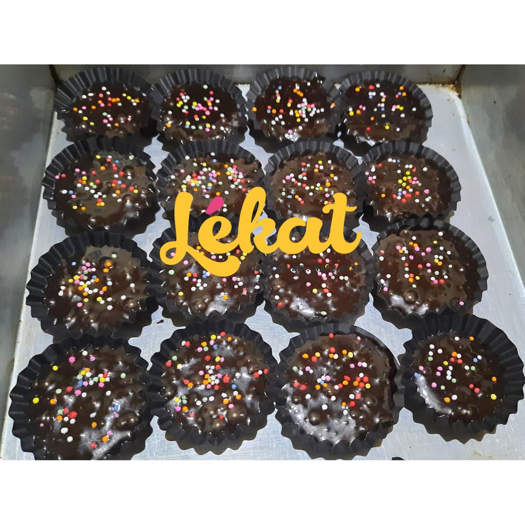 

Cookies Lekat Brownies Kering Toping Sparkle