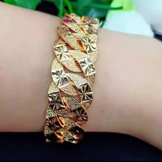 Xuping Gelang Sisik Naga Besar