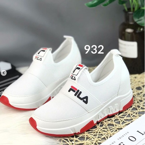Sneakers 932