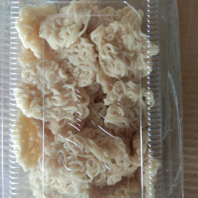 

Kerupuk kemplang mentah