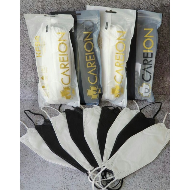 KF 94 Careion Hitam/Putih isi 10