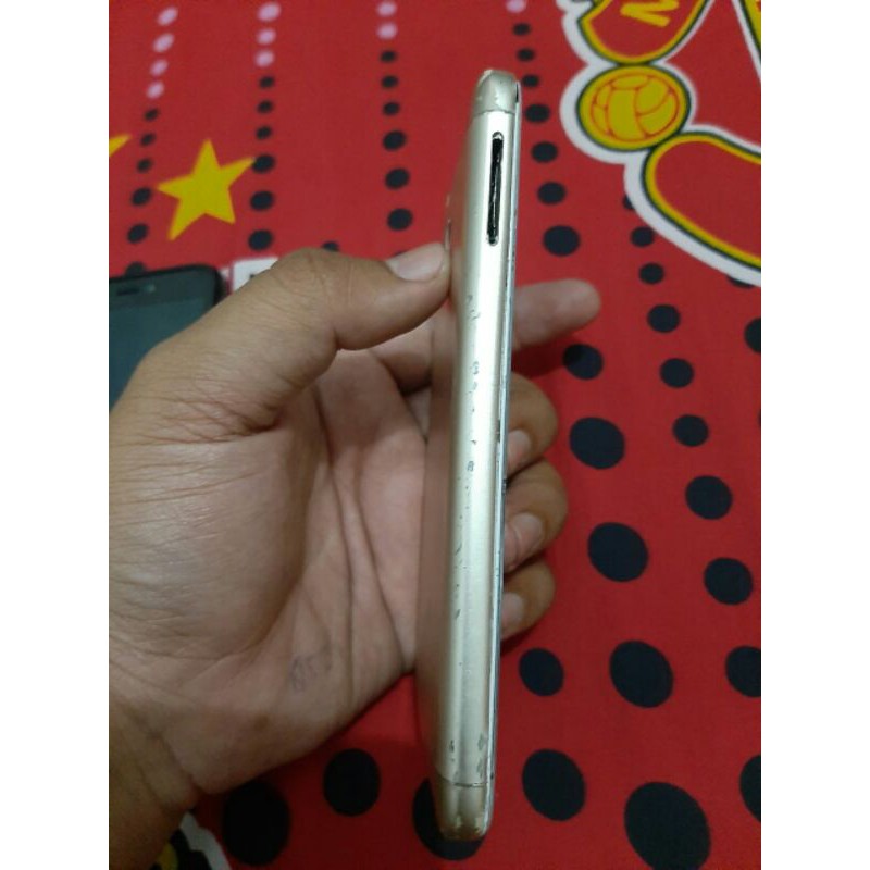 xiaomi 4x ram 2/16 matot