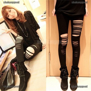 Celana Legging Wanita dengan Model Ripped dan Potongan Cut Celana Legging Wanita dengan Model Ripped dan Potongan Cut