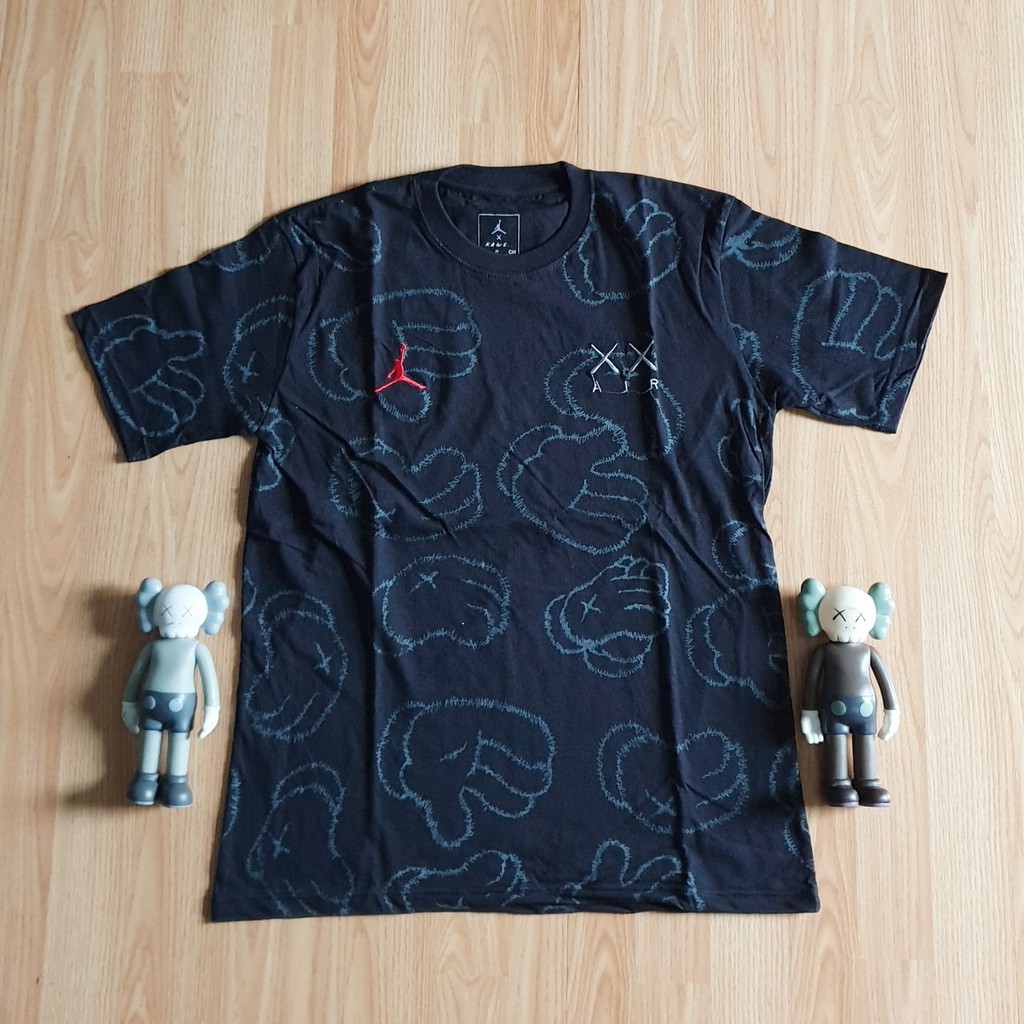 DISTRO KAOS UNIQLO X KAWS X AIR JORDAN DESIGN KAWS PREMIUM DISTRO KAOS UNIQLO X KAWS X AIR JORDAN DESIGN KAWS PREMIUM